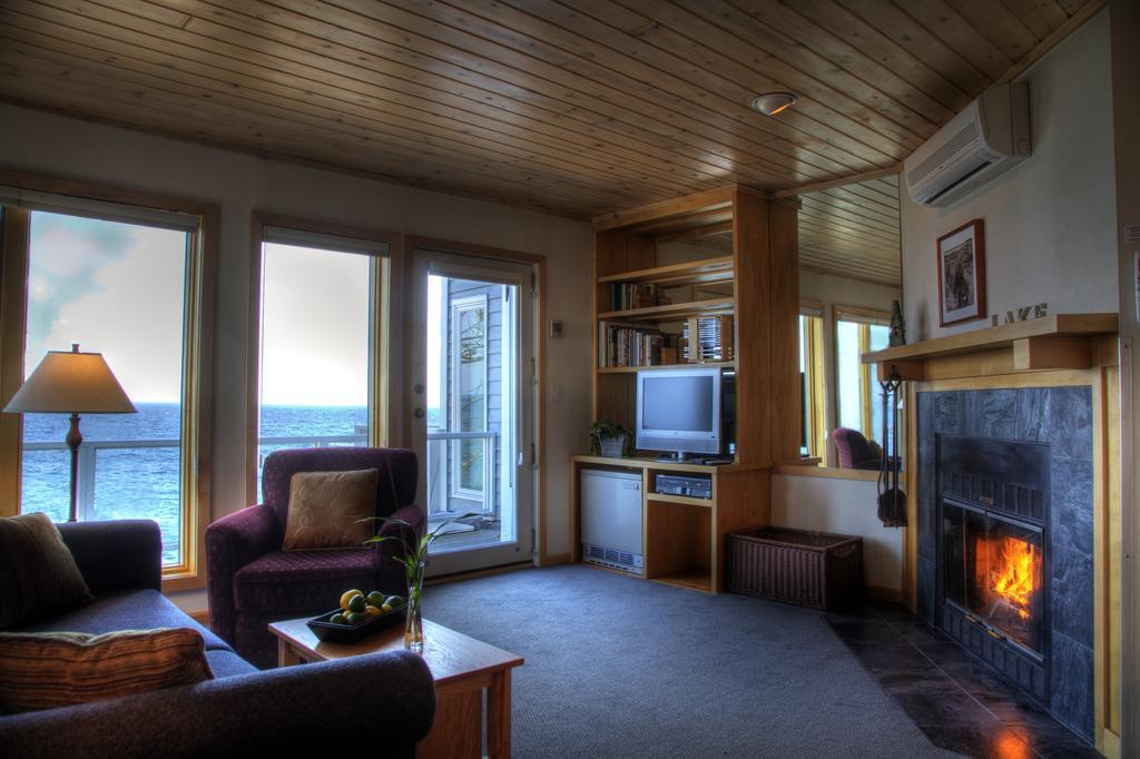 Bluefin Bay On Lake Superior Tofte Exterior photo